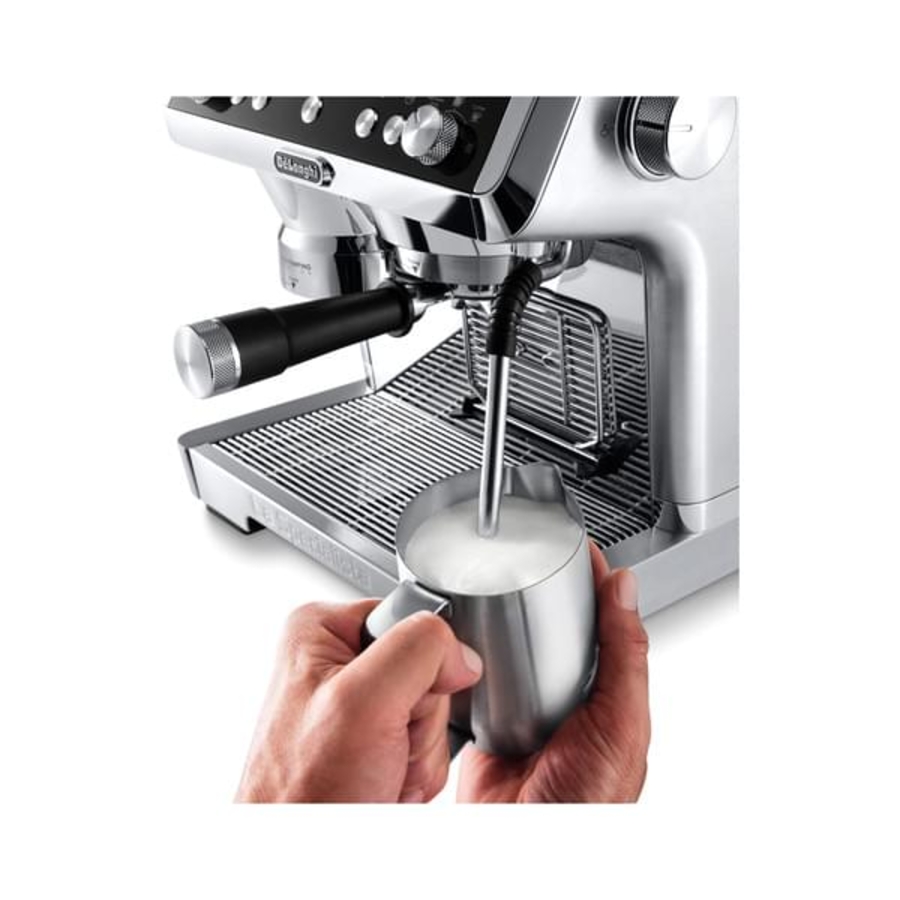 DeLonghi_DeLonghi Siebträgermaschine_3.jpeg