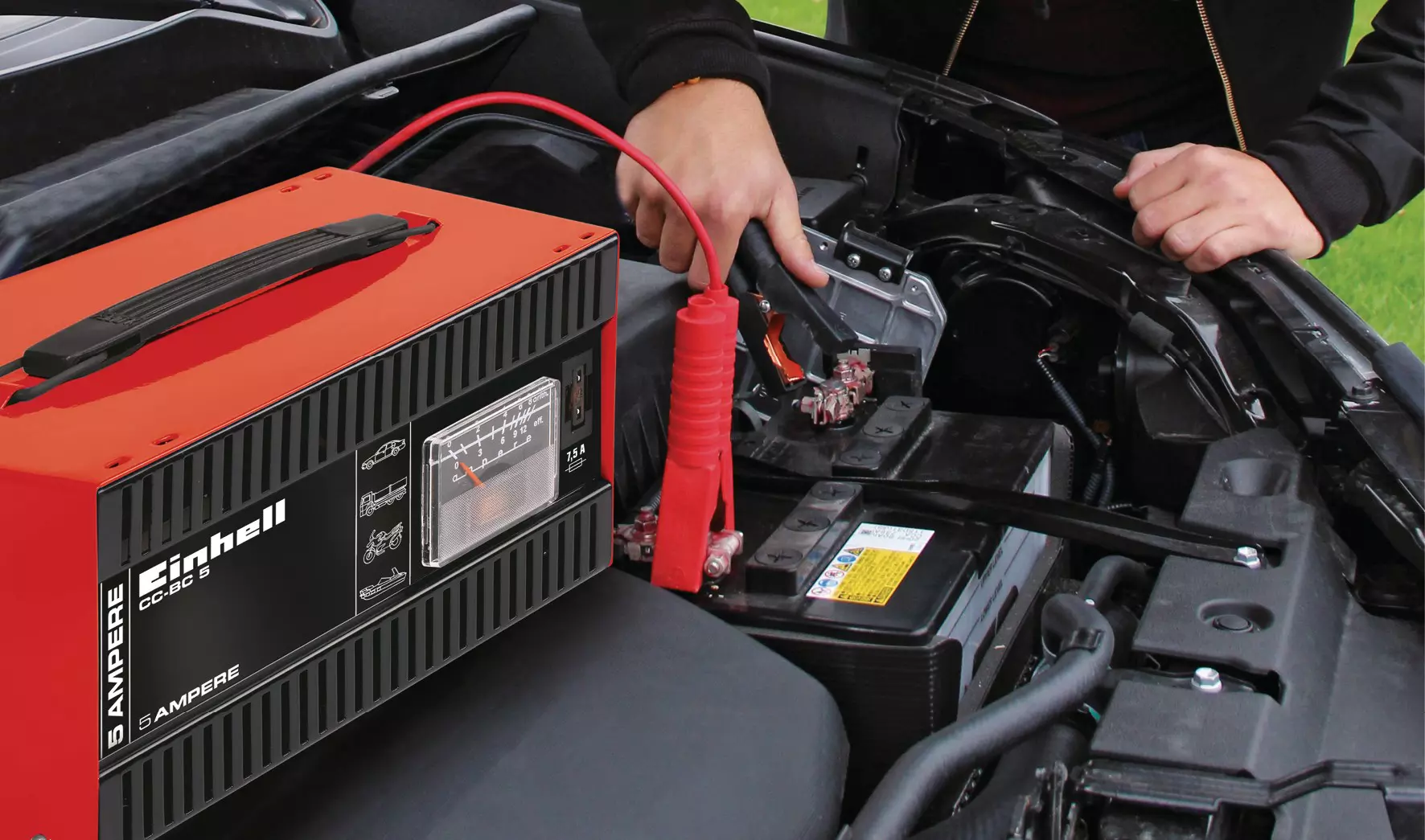 Autobatterie, Starthilfe-Anker, rote Batterie, 12V-Batterie, Kfz-Wartung