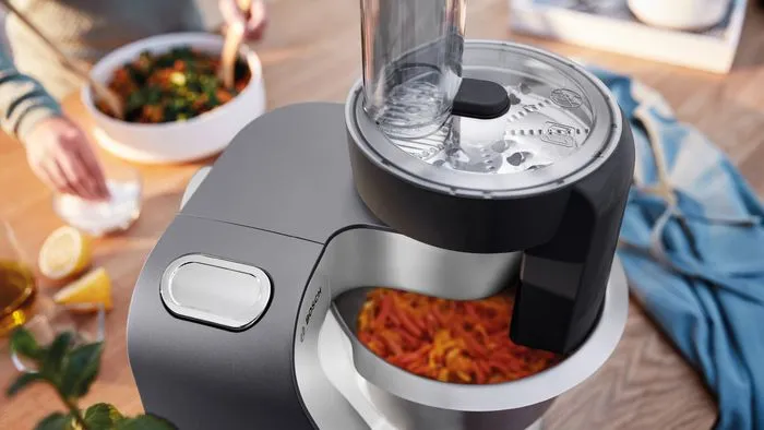 Person, Zutaten mischen, Kochen