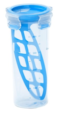 Wasserflasche, Plastikflasche, blauer Deckel, Messmarkierungen, wiederverwendbare Flasche