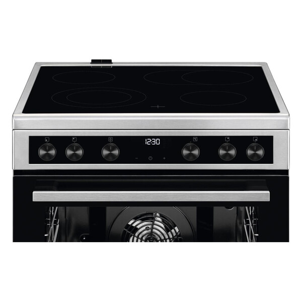 elektrischer Herd, Induktionskochfeld, Backofen, Edelstahl, Bedienknöpfe