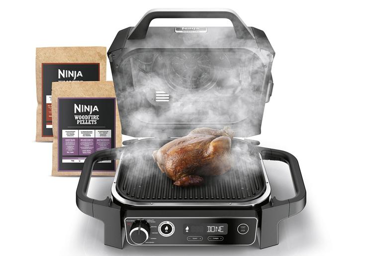 Grill, elektrischer Grill, Grillen, Pellets, Räucherung