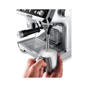 DeLonghi_DeLonghi Siebträgermaschine_3.jpeg