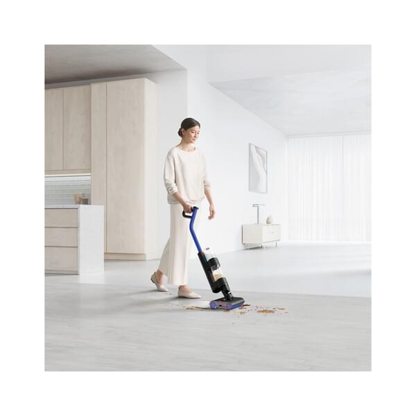 Drinnen, Innenarchitektur, Reinigen, Person, E-Scooter