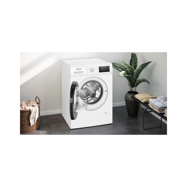 Waschmaschine, Frontlader, Weiß, digitales Display, Waschküche